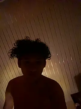 Kobayashiyan_Kun_uWux Chat XXX in diretta