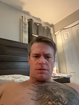 DILFiGuess1 Chat XXX live