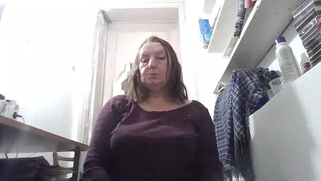 AnnaLive570 webcam show