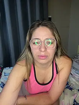 Chat +18 de soyanahii ao vivo