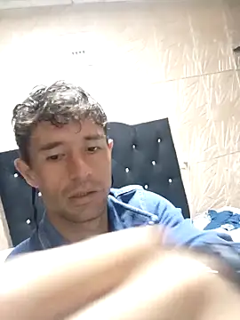 torvyHot 现场XXX聊天