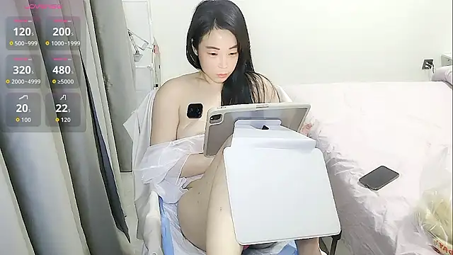 XiXi-9999 网络视讯表演