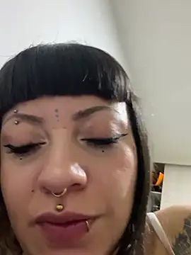 Mollyyp Adlı Modelin Canlı XXX Sohbeti