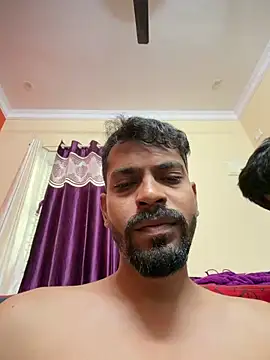 Stoner-boii-Cloudy-arhan Chat XXX live