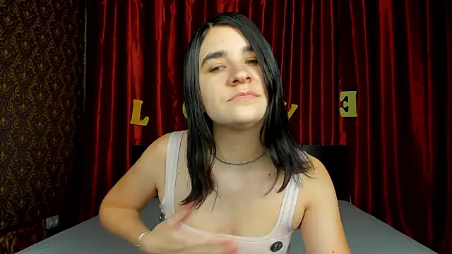 Chat +18 de _Polly_Love_ ao vivo