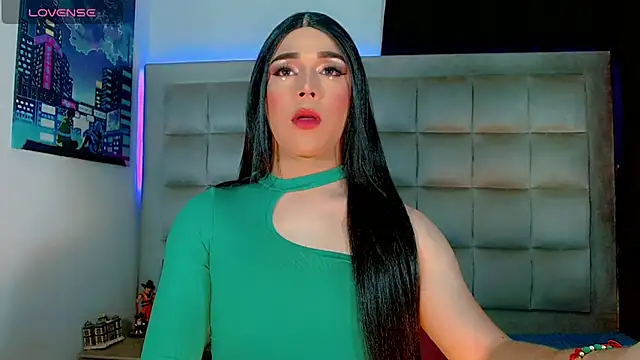 AmazingMistressNathy 网络视讯表演