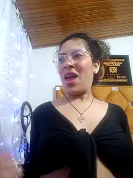 Chat XXX ao vivo de CATTALINAHOT
