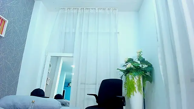 Živý XXX chat ViictoriiaSaenz