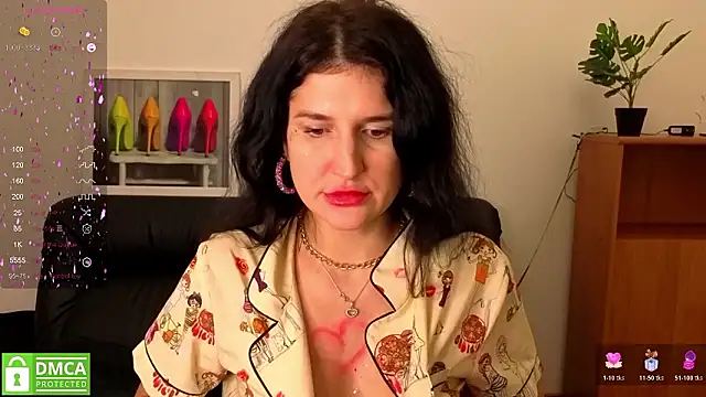 Alianna_Solo_KissesのライブXXXチャット