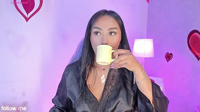 Cameliaa_Smiith Adlı Modelin Canlı XXX Sohbeti