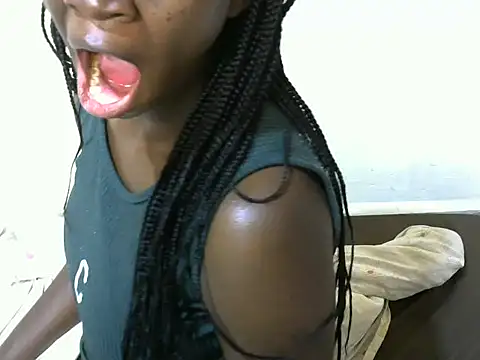 Thicky_kylan Webbikameraesitys