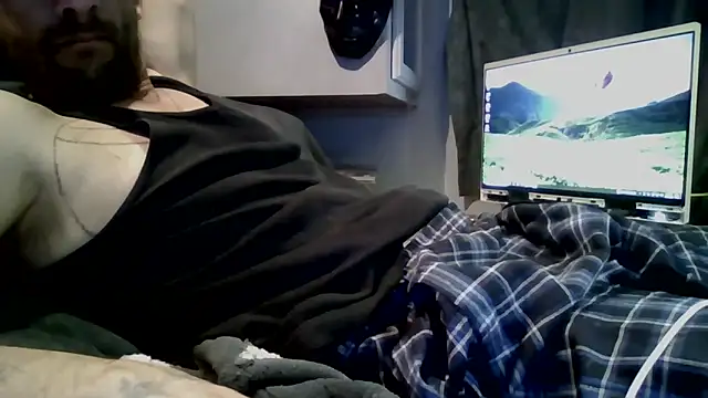 STROKE-N-POKE Show in webcam