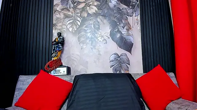 MikeEstevess' Live XXX Chat