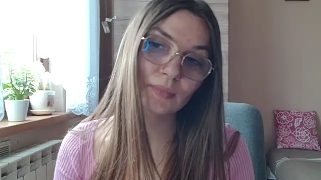 LooveELLYxn Live XXX chat