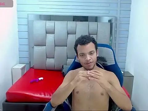 XXX chat uživo modela WilThePasive