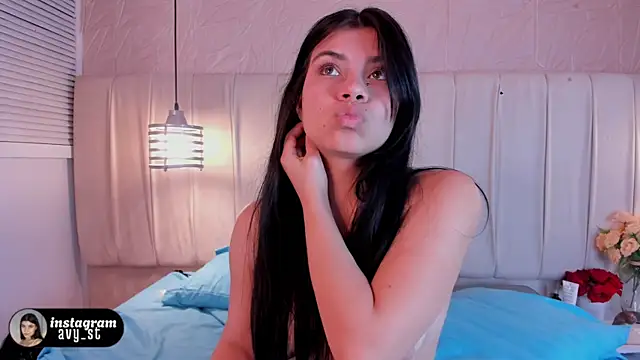 avy_st লাইভ XXX চ্যাট