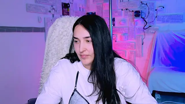 Chat +18 de CeceliaJohnson ao vivo