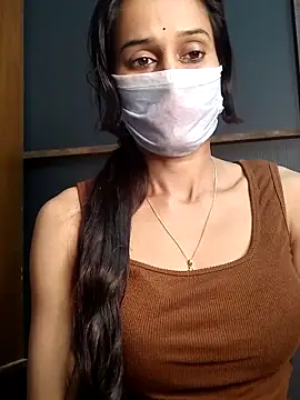 Saharaa's Webcam Show