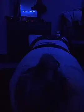 دردشة RagingRebecca الجنسية المباشرة