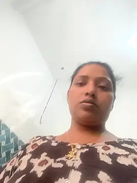 Hot-Tinaa's Webcam Show