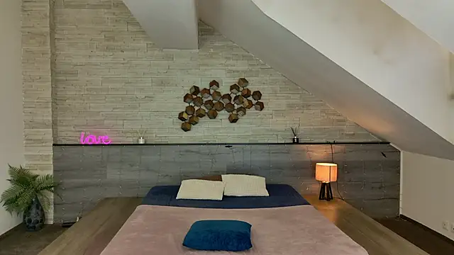 Chat XXX ao vivo de hornyb33_