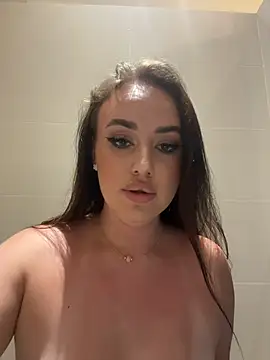 KiraSunshine Adlı Modelin Web Kamerası Şovu