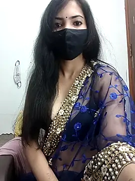 PUNAM456 Adlı Modelin Canlı XXX Sohbeti