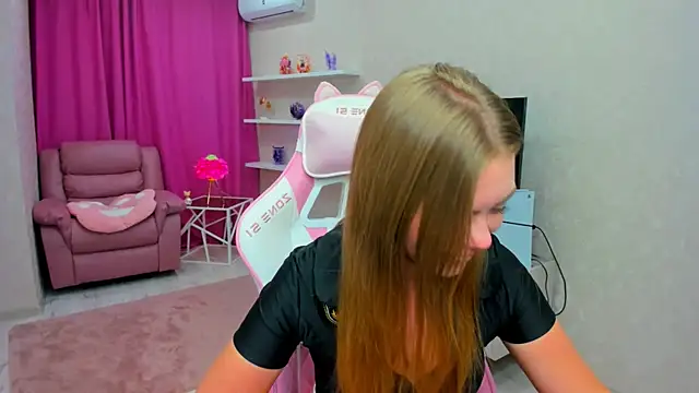 Strawberrye Live XXX-chat