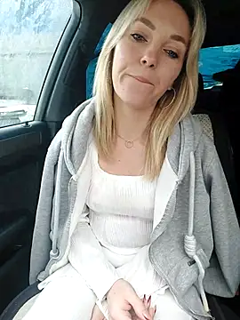 Crazy_lady69 – Naživo XXX chat