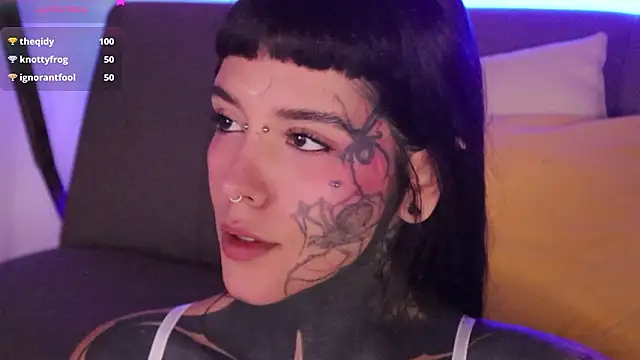 Chat +18 de FairyFlexxxx ao vivo