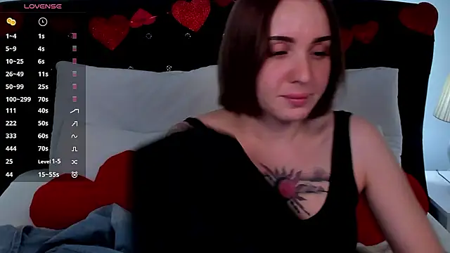 Chat +18 de LianaFord ao vivo