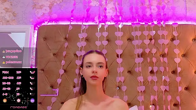 CoraVexのライブXXXチャット