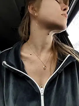 astiSWEET's Live XXX Chat