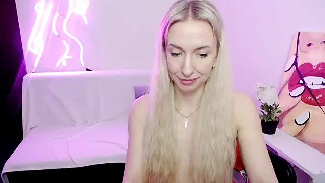 Cute_Smile_Shy: онлайн-секс-чат