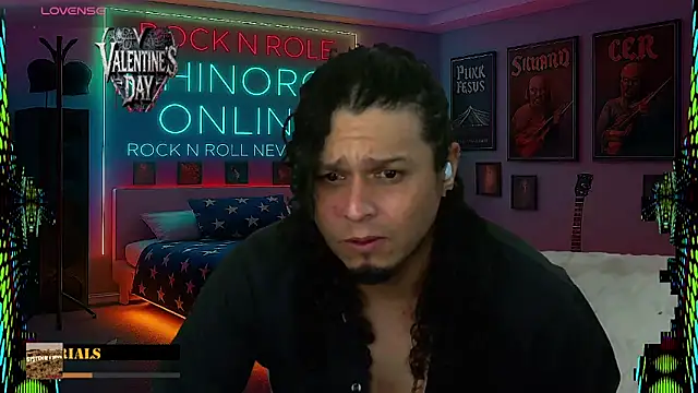 chino_roz Show Webcam