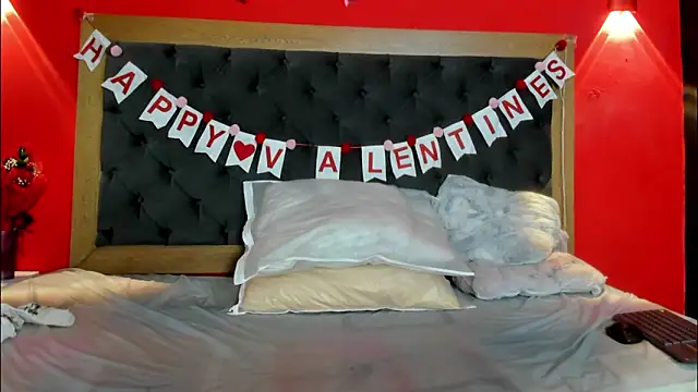 XXX chat uživo modela YayaHilton