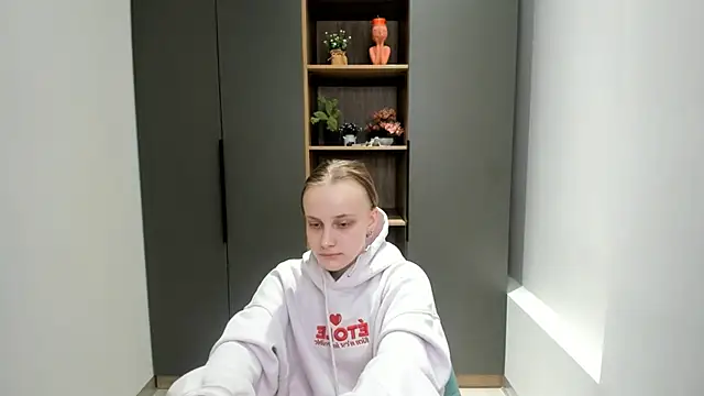 Chat +18 de KirstinMcgeady ao vivo