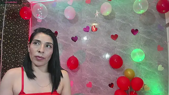 adellelennoxx 即時 XXX 聊天