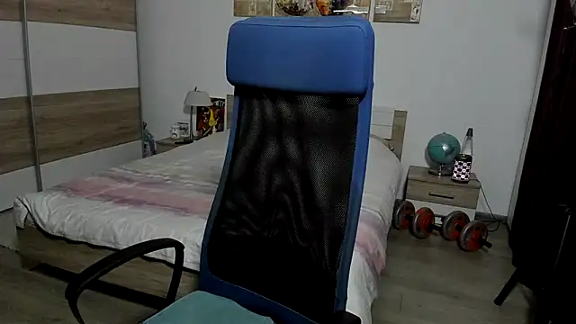 RobbyShawz élő XXX-chatje