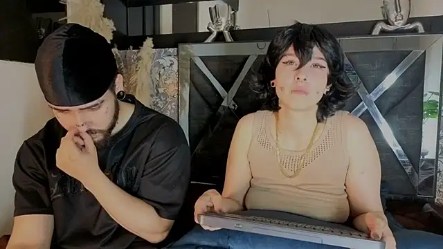 دردشة Benny_and_Mark الجنسية المباشرة