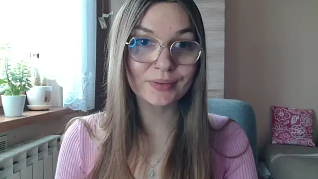 LooveELLYx Live XXX-chat