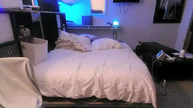 Онлайн чат XXX sissytrapdolly24