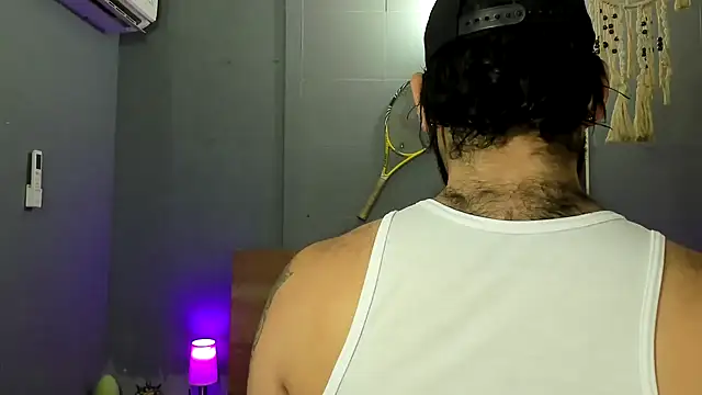 Prometeo-grizzly's Live XXX Chat