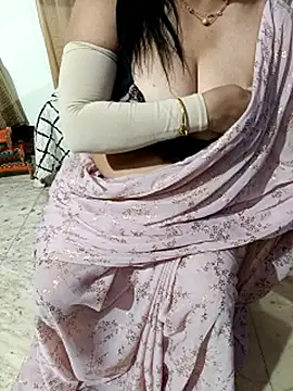 Živý XXX chat Secret_Bhabhi