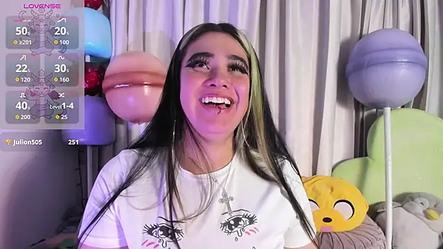 Lilith_Zenith_ লাইভ XXX চ্যাট