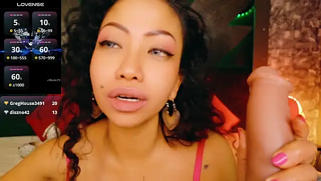 ElyaQuinnのライブXXXチャット