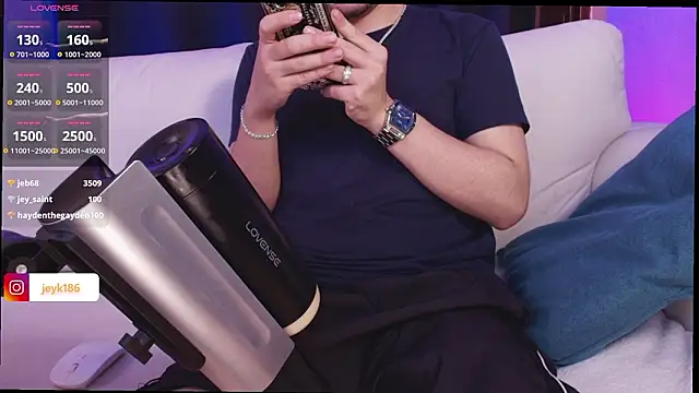 Guccy_Boy_Club: απευθείας συνομιλία ΧΧΧ