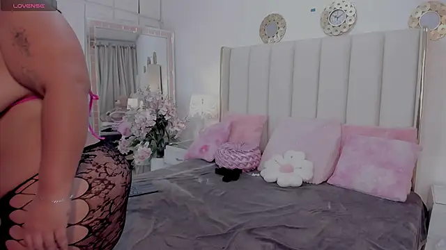 Tasha_Sant 라이브 XXX 채팅