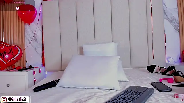 Iris_Thompson_n Live XXX chat