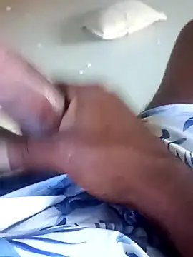 rodrig2107 即時 XXX 聊天